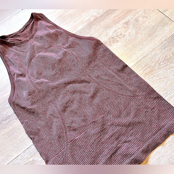 LULULEMON • Run Swiftly Tech Tank Top • Size 6 • Tonka Stripe Heathered Bordeaux - Picture 13 of 13
